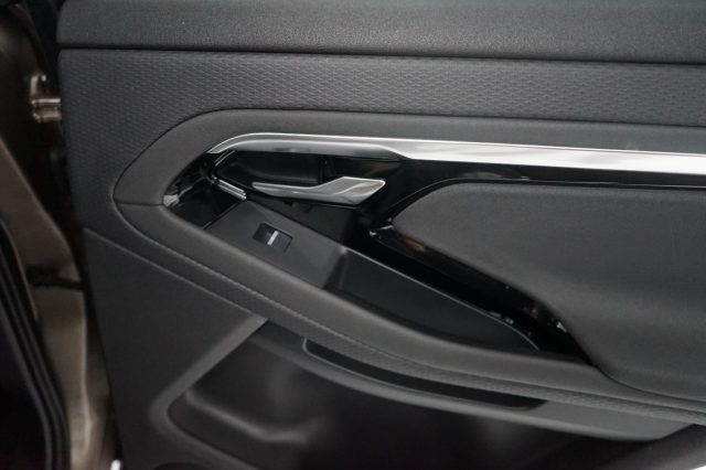 LAND ROVER Range Rover Evoque usata, con Frenata d