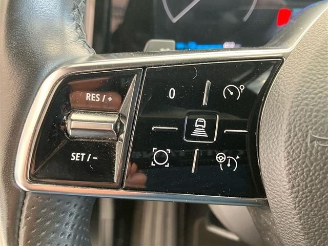 RENAULT Megane usata, con Volante multifunzione