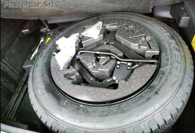 JEEP Compass usata, con Autoradio