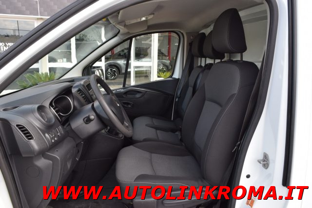 RENAULT Trafic usata, con Autoradio