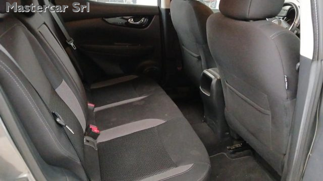 NISSAN Qashqai usata, con Boardcomputer