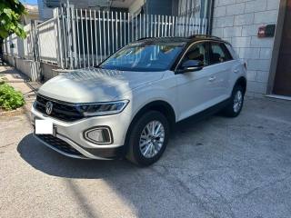 VOLKSWAGEN T-Roc usata, con Airbag