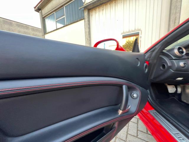 FERRARI California usata 24
