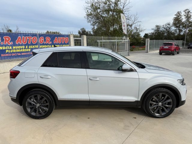 VOLKSWAGEN T-Roc usata, con Autoradio