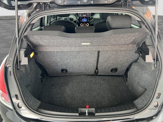 LANCIA Ypsilon usata 12