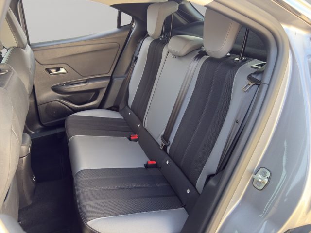 OPEL Mokka usata, con Sedile posteriore sdoppiato