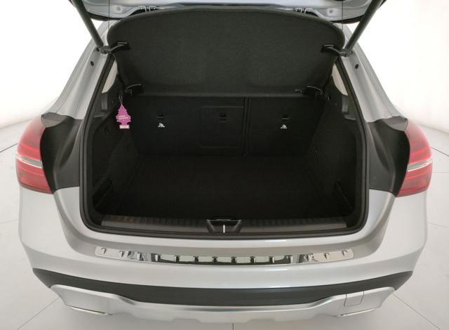 MERCEDES-BENZ GLA 180 usata, con Controllo vocale
