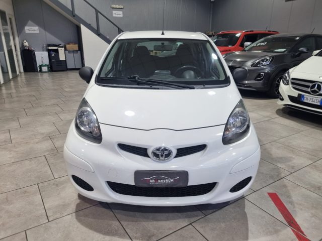 TOYOTA Aygo usata, con Airbag