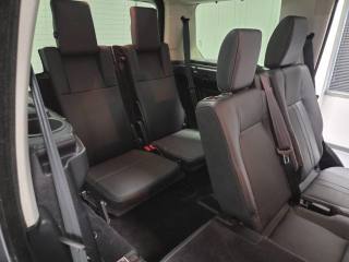 LAND ROVER Discovery usata, con Sensori di parcheggio posteriori