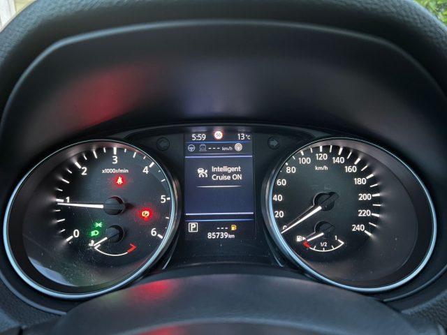 NISSAN Qashqai usata 27