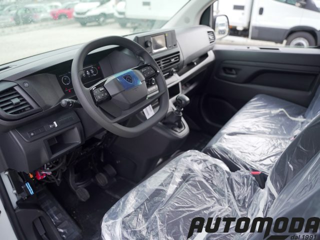 PEUGEOT Expert usata, con Bluetooth