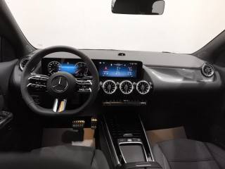 MERCEDES-BENZ GLA 200 usata, con Volante multifunzione
