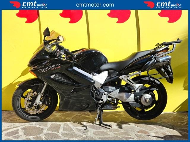 HONDA VFR 800 usata 2