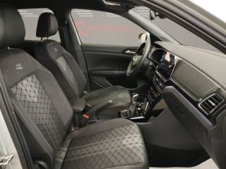 VOLKSWAGEN T-Cross usata 17