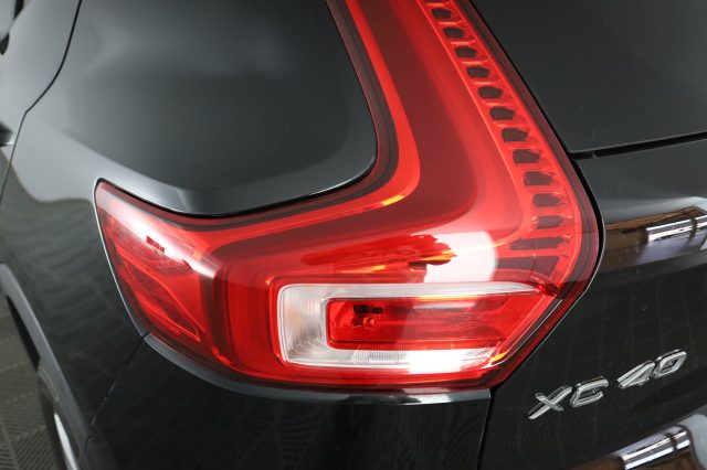 VOLVO XC40 usata 9