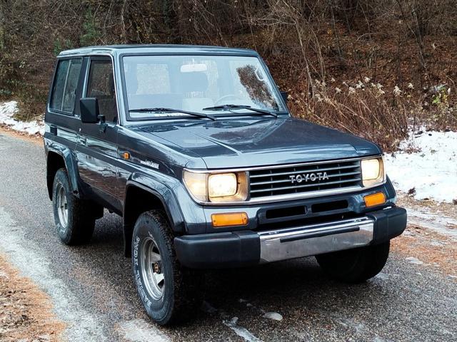 TOYOTA Land Cruiser usata, con Alzacristalli elettrici