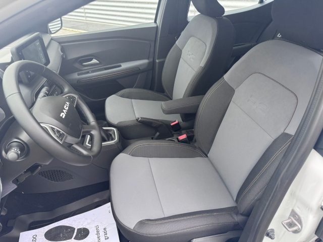 DACIA Sandero usata, con Sistema di navigazione