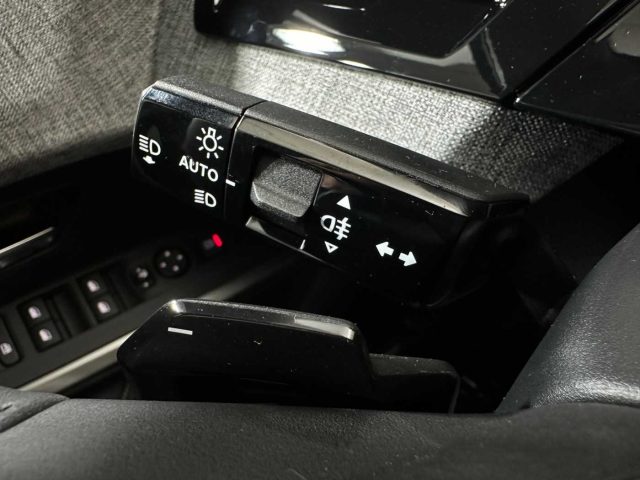 PEUGEOT 3008 usata 28