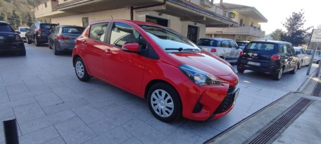 TOYOTA Yaris usata, con Alzacristalli elettrici
