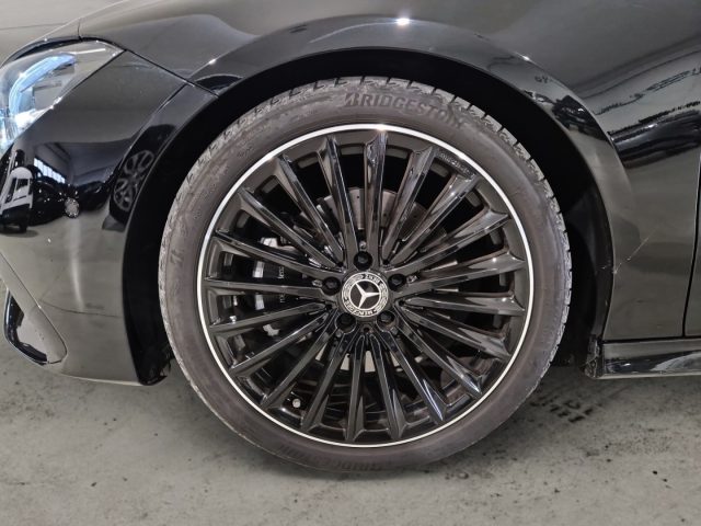 MERCEDES-BENZ CLA 200 usata, con Chiusura centralizzata