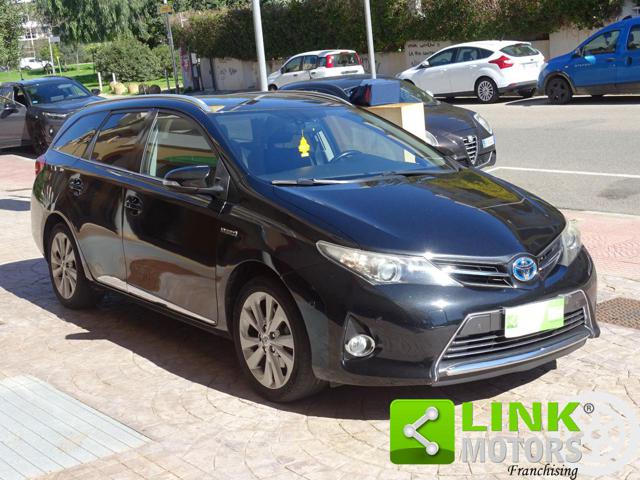 TOYOTA Auris Touring Sports usata, con Airbag laterali