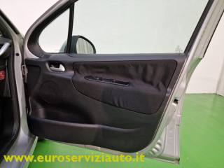 PEUGEOT 207 usata 41