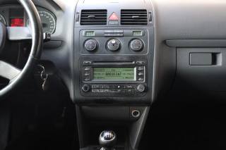 VOLKSWAGEN Touran usata, con Alzacristalli elettrici