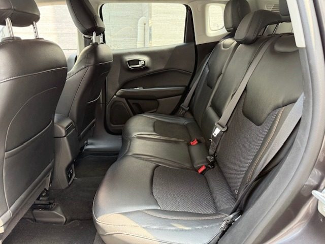 JEEP Compass usata, con Autoradio