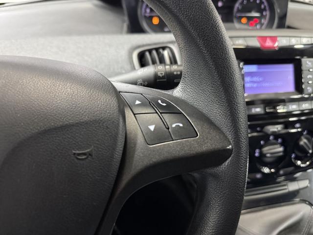 LANCIA Ypsilon usata, con Sedile posteriore sdoppiato