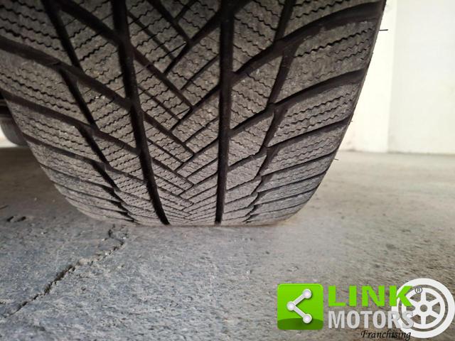 MERCEDES-BENZ GLA 250 usata, con Climatizzatore