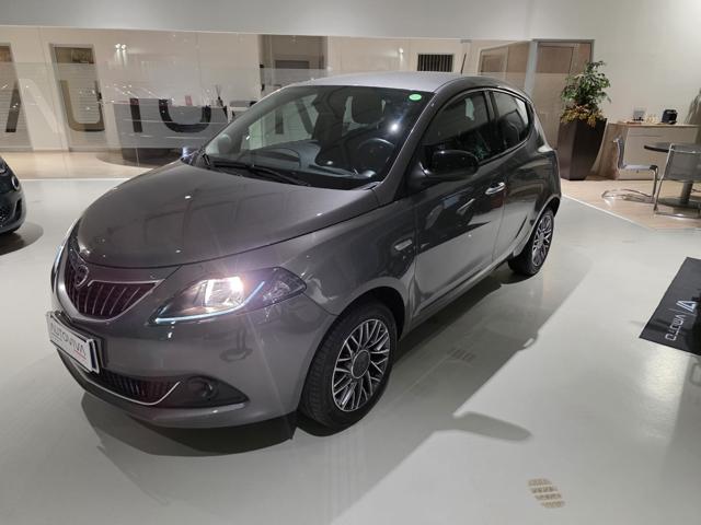 LANCIA Ypsilon usata, con ABS