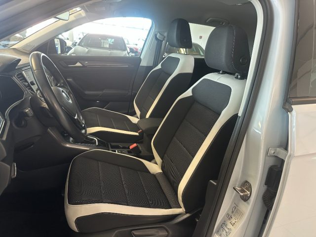 VOLKSWAGEN T-Roc usata, con ESP