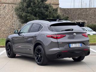 ALFA ROMEO Stelvio usata, con Autoradio