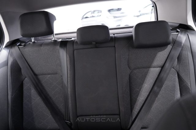 VOLKSWAGEN Golf usata, con Bracciolo