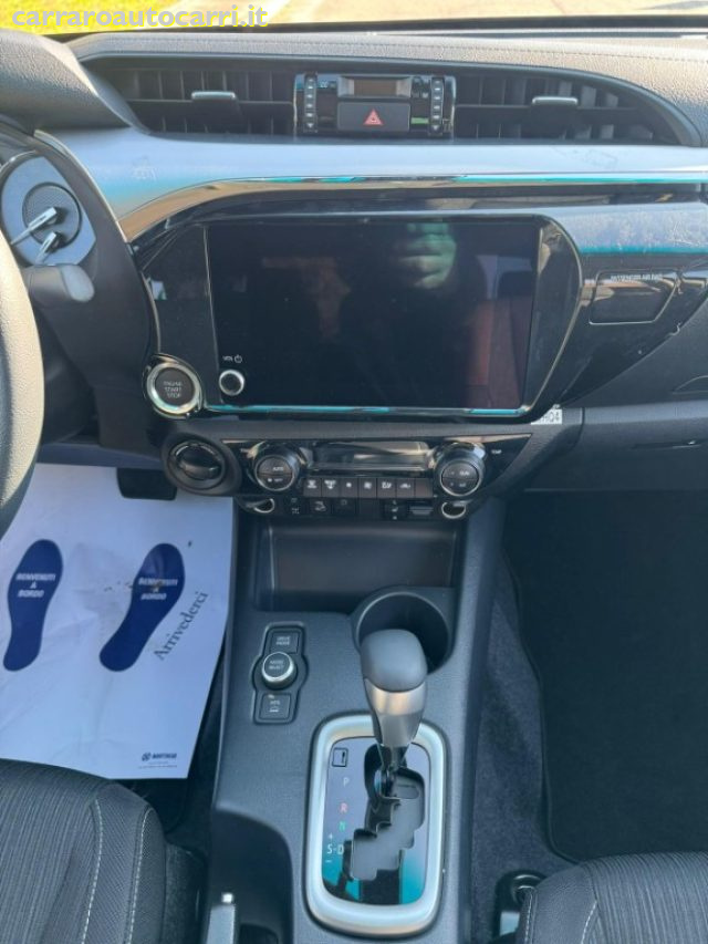 TOYOTA Hilux usata, con Fendinebbia