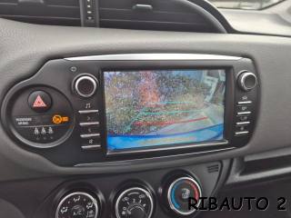 TOYOTA Yaris usata, con USB