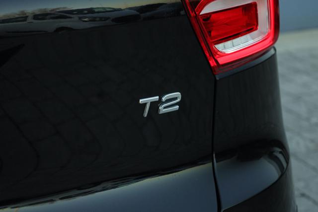 VOLVO XC40 usata, con Fari LED