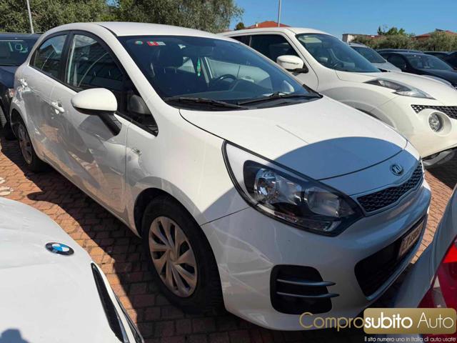 KIA Rio usata, con Airbag laterali
