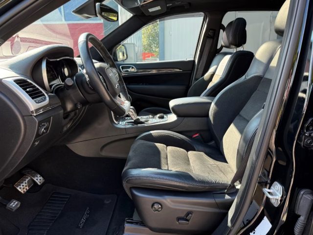 JEEP Grand Cherokee usata, con Autoradio