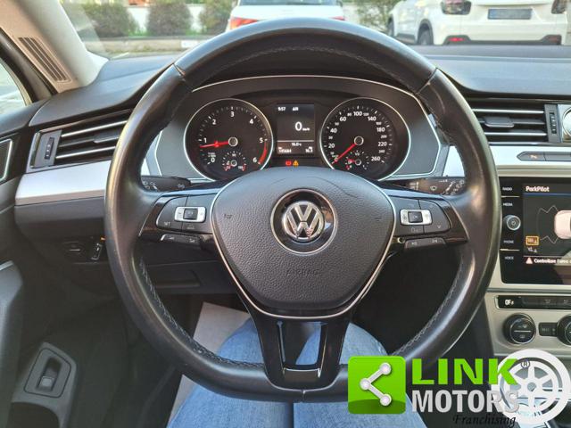 VOLKSWAGEN Passat Variant usata, con Alzacristalli elettrici