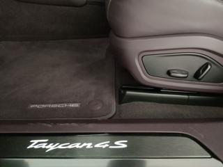 PORSCHE Taycan usata, con ESP