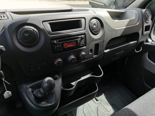 OPEL Movano usata, con Bluetooth