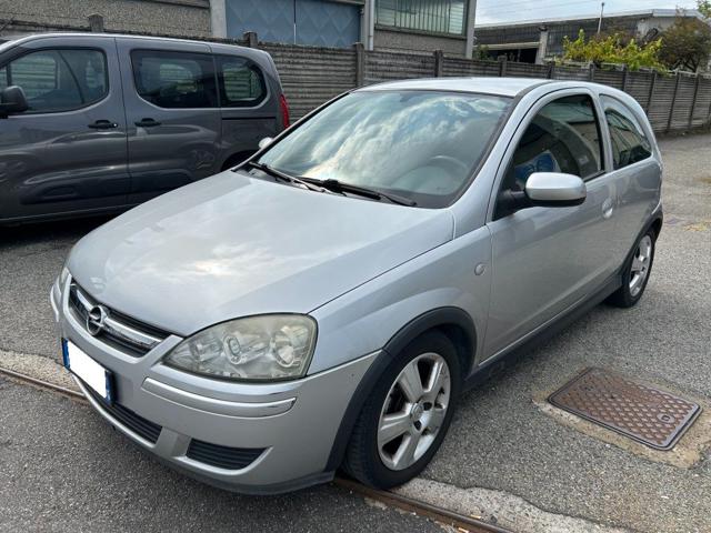 OPEL Corsa usata, con Airbag