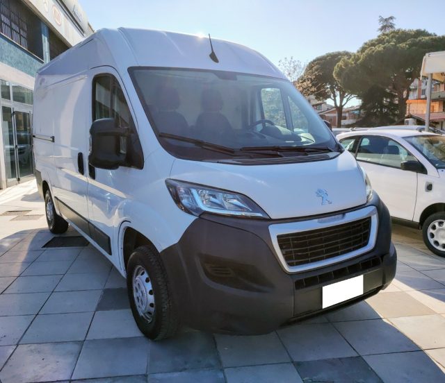 PEUGEOT Boxer usata, con Alzacristalli elettrici