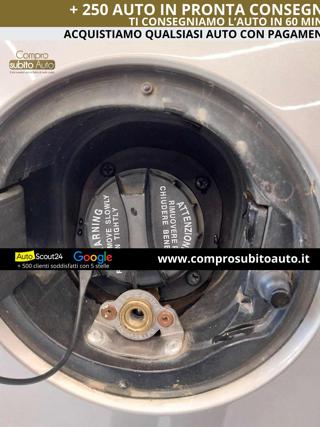 HYUNDAI Tucson usata, con Sedile posteriore sdoppiato