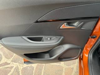 PEUGEOT 2008 usata, con Adaptive Cruise Control