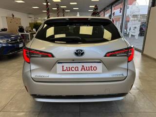 TOYOTA Corolla usata, con Autoradio