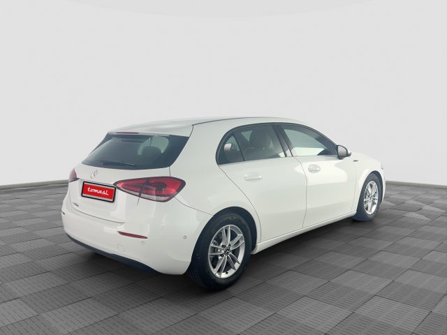 MERCEDES-BENZ A 180 usata 4