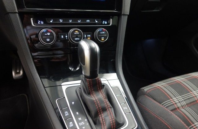 VOLKSWAGEN Golf GTI usata, con Fendinebbia