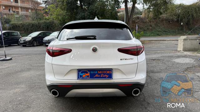 ALFA ROMEO Stelvio usata, con Alzacristalli elettrici